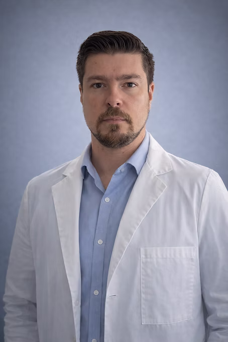 Dr. Luis Fernando Alamos Fuenzalida — Médico Anestesiólogo